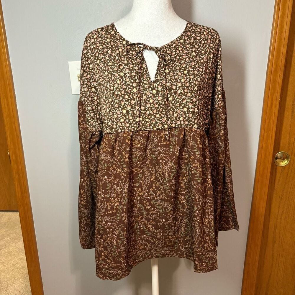 Hayden Los Angeles Brown floral tie neck babydoll top NEW size L